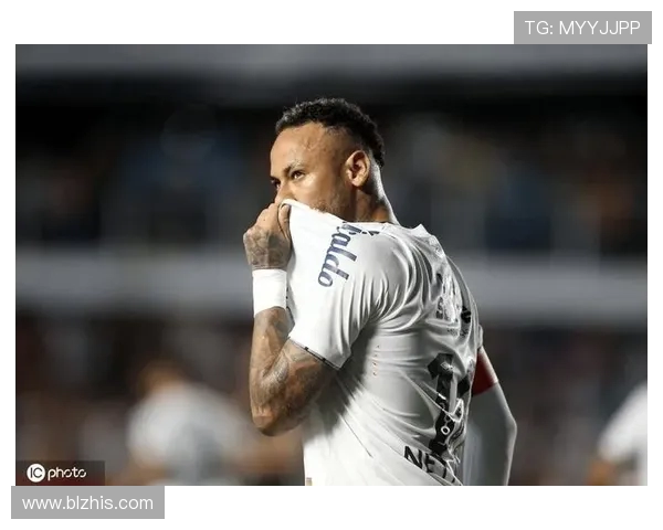 时隔45天重返赛场 内马尔替补出战20分钟助桑托斯收获宝贵一分 时隔45天重返赛场 内马尔替补出战20分钟助桑托斯收获宝贵一分